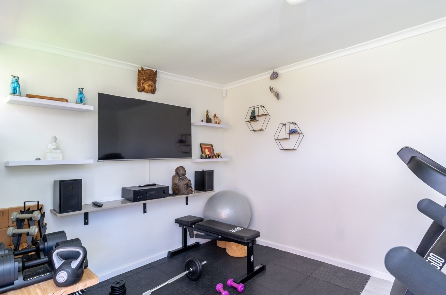 4 Bedroom Property for Sale in Kirstenhof Western Cape